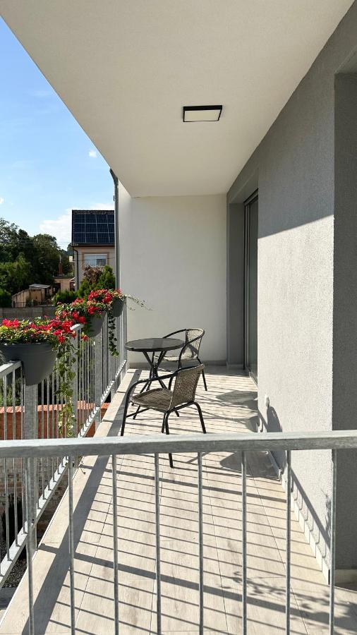 Linden Apartman 104 - Adults Only Mosonmagyaróvár المظهر الخارجي الصورة
